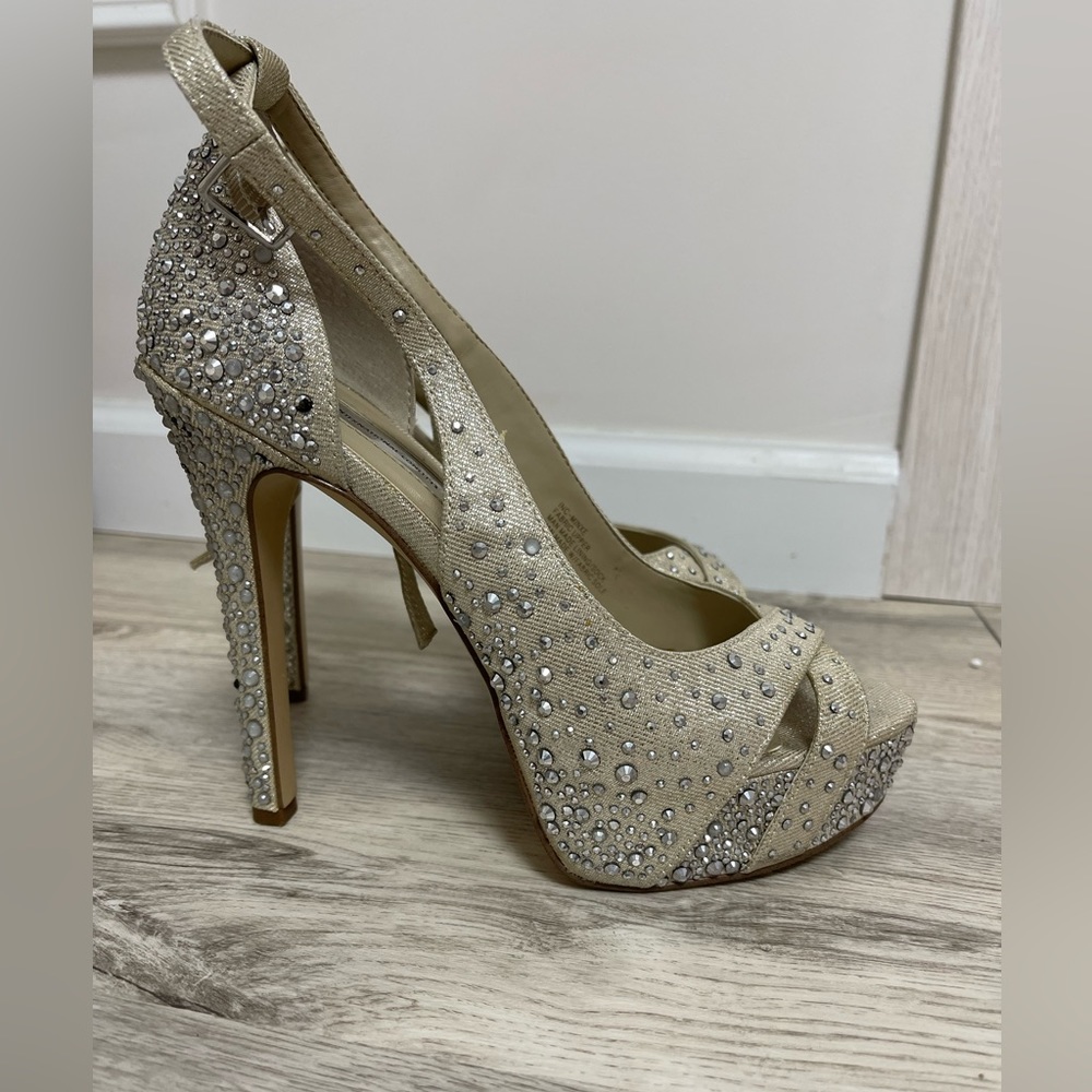 International concept INC Rhinestone heels Size 7